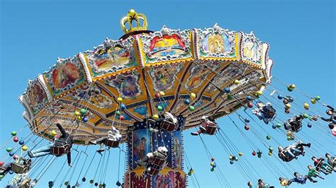 Carousel Using HTML and CSS 的图像结果