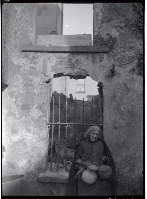 Black and Tans: ‘Half-drunk, whole-mad’ and one-fifth Irish – The Irish ...