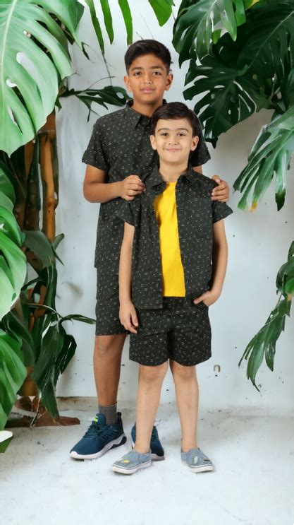 Buy Kids Wear Dresses For Boys & Girls Online | Kiddopanti