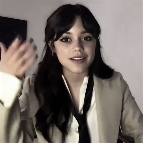 Jenna ortega – Artofit