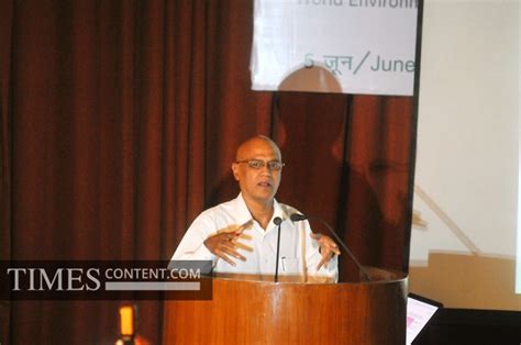 Ehrlich Desa News Photo Dr. Ehrlich Desa, Director of C...