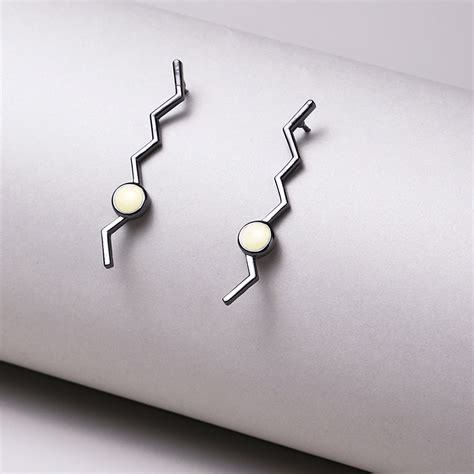 Benzene Black Rhodium Round Cut Earrings – VOYLLA