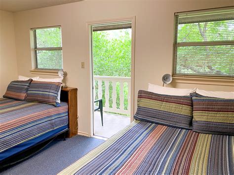 River-Front One Bedrooms-8-Plex — The Other Place Resort