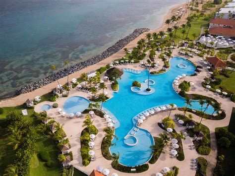 Steal of a Deal | Apple Vacations