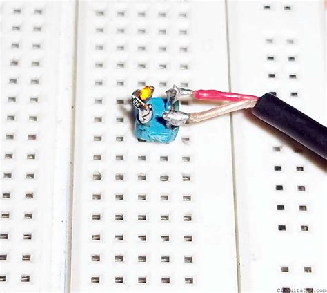 Solderless Breadboard Tutorial 的图像结果