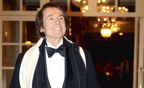 "Me llegan noticias preocupantes del gran Raphael"