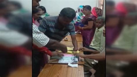 Odisha Panchayat Polls: Another Booth Capturing Video During First ...