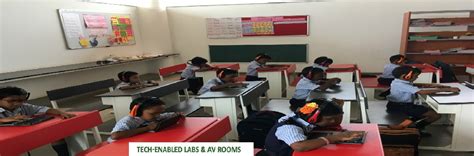 Rane Vidyalaya : Learn & Grow