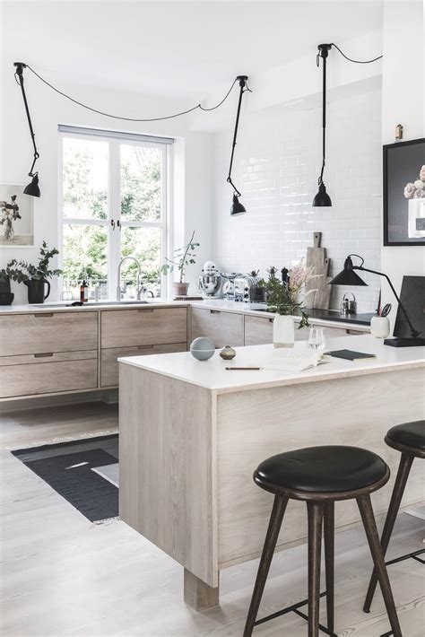 Minimalist Kitchen Without Upper Cabinets : I'm also sharing 8 tips to ...
