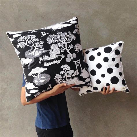Black Zen Onsen Garden Cushion Cover – Safomasi