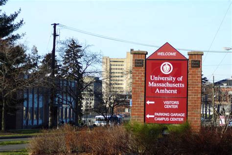 University of Massachusetts Amherst: Admissions, Ranking, Acceptance ...