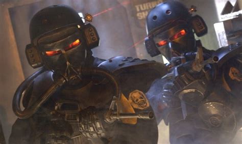 Alien vs Zombie Trailer 的图像结果