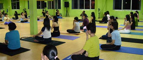 Teacher's Training Courses and Programs Meditation Techniques Yoga ...