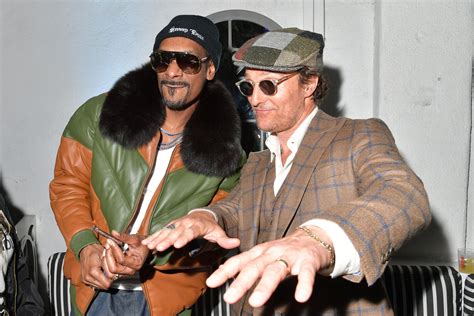 Snoop Dogg Bestows Death Row Chain On Matthew McConaughey