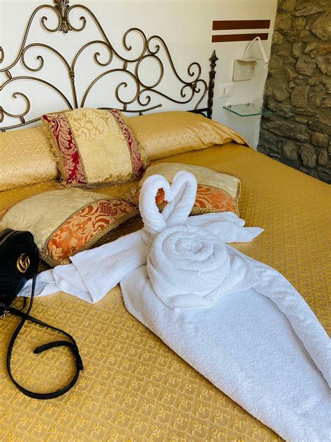 GIOVANNI ROOMS MANAROLA SEA VIEW - Pension Reviews, Photos, Rate ...