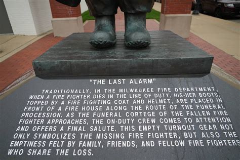 The Last Alarm: Milwaukee honors the public service of firefighters who ...