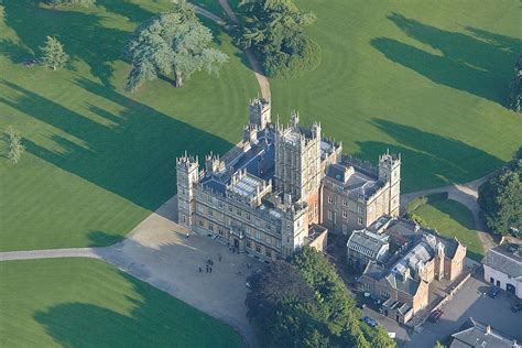 Stunning Highclere Castle - A Glimpse into Downton Abbey