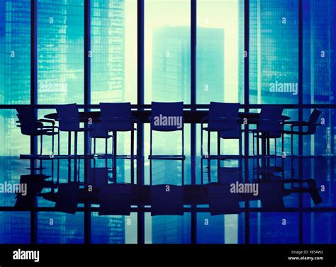 Meeting Room Example Board 的图像结果