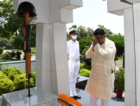 STANDING COMMITTEE ON DEFENCE VISITS INS CHILKA ON 23 AUG 21