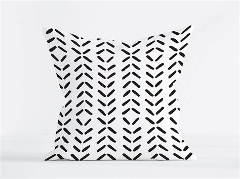 ZULU WHITE SQUARE CUSHION – Folk Fetish