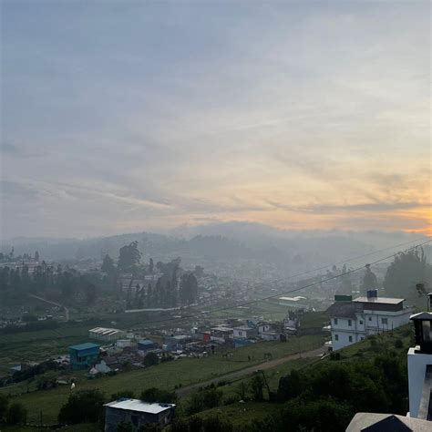 TREEBO SKYDALE INN & SUITES WITH MOUNTAIN VIEW (Ooty (Udhagamandalam ...