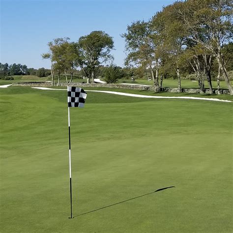 Newport National Golf Club – Green Fees, Yardage, Course Info