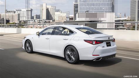 Lexus ES | 2019MY 350 F-Sport | Rear Three-Quarter