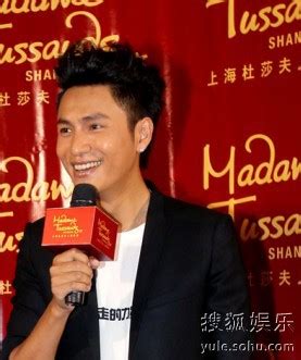 陈坤蜡像揭幕 《娱乐现场》称“文章没我帅”-搜狐娱乐