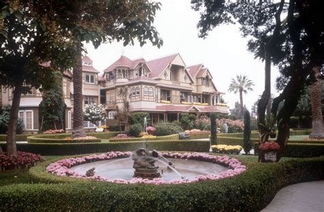 LA REALIDAD OCULTA: LA ENIGMÁTICA MANSIÓN WINCHESTER