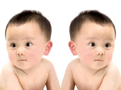 两个双胞胎婴儿图片素材下载(图片编号:20140205094510)-儿童幼儿-人物图库-图片素材 - 聚图网 juimg.com