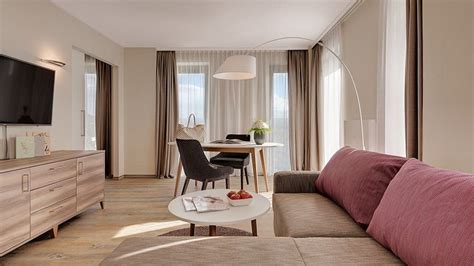 HOTEL STADT LÖRRACH (Lorrach) - Hotel Reviews, Photos, Rate Comparison ...