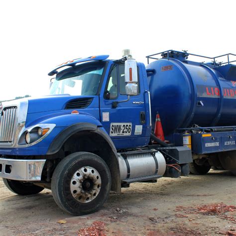 SERVIAMBIENTAL SA ESP | Transporte de fluidos peligrosos y no peligrosos