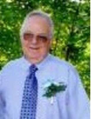 Larry W. Wolfe - 2021 - Snyder-Crissman Funeral Home Family