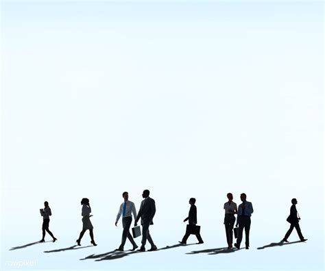 Business People Walking 的图像结果