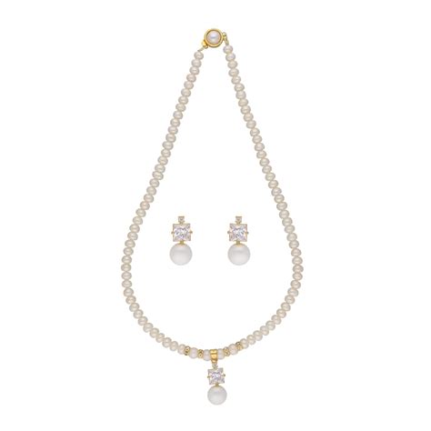 Sri Jagdamba Pearls Dealer Fresh Water White Pearl Pendant Necklace set ...