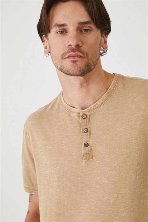 T-shirt bawełniany męski z efektem sprania kolor beżowy - MEDICINE