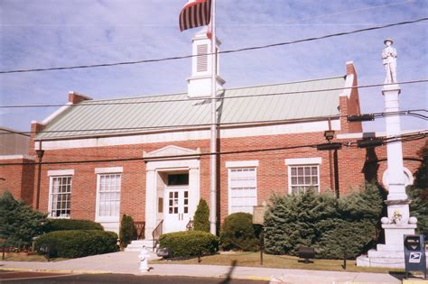 Rockdale County Court House-(Old)- and CSA Monument---Conyers, Ga. - a ...