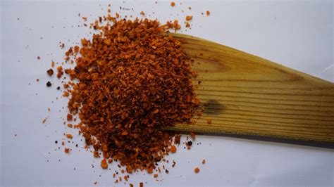 Nadan Thenga Chammanthi Podi (Roasted Coconut Chutney powder) Buy Onli ...