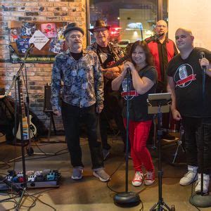 Live at Shoeless Joes, Shoeless Joe's Ale House & Grille - Schiller ...