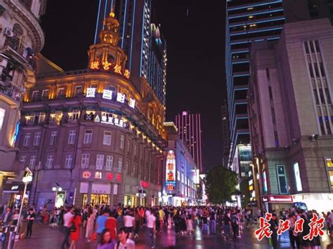 去过国内的很多城市的商业步行街……|武汉|五一|江汉路步行街_新浪新闻