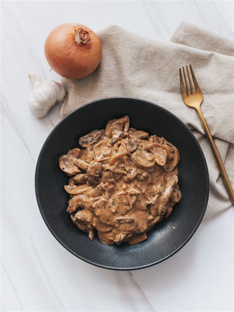 Healthy Beef Stroganoff - Chloe Ting Recipes