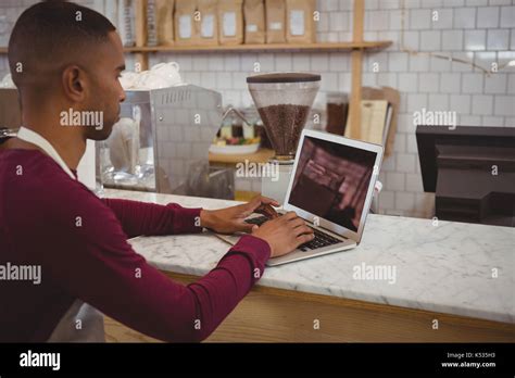 Business Owner Laptop 的图像结果