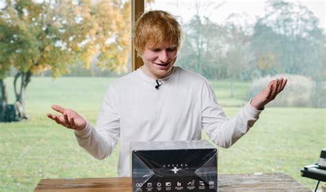 Sheeran Looper +, looper a 2 tracce in bundle con UDG case con ingresso ...