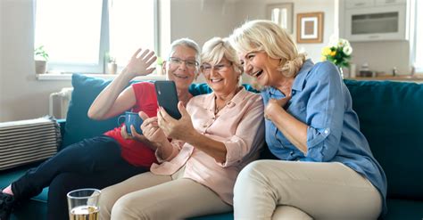 Older People 的图像结果