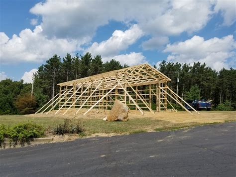 How to Build a Post Frame Building 的图像结果