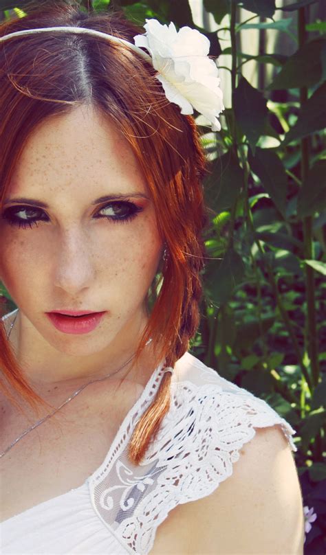 Download wallpaper eyes, girl, lips, freckles, red, Stephanie Van Rijn ...