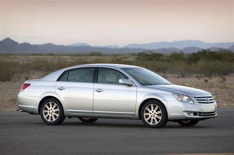 Toyota Avalon (2009) - picture 4 of 14