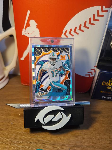 Jaylen Waddle card I made. One of my favorite players. : r/miamidolphins