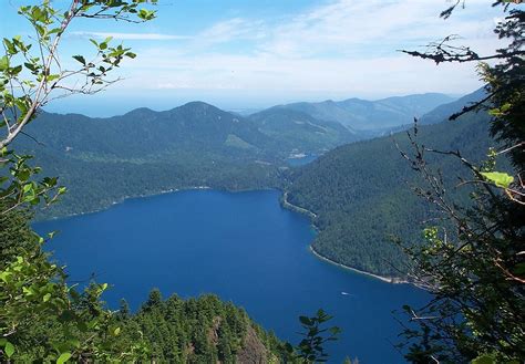 Lake Crescent - Wikipedia