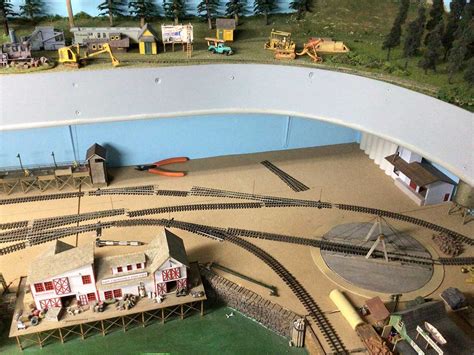 Model Train Engine Test Track 的图像结果